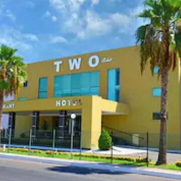 Hotel Two Select