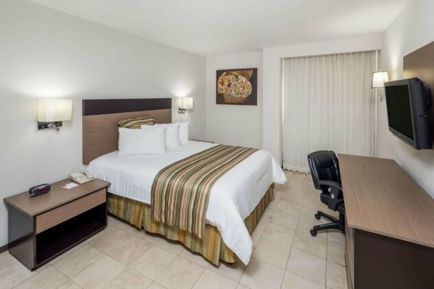 Ramada Hola Culiacan - Photo5