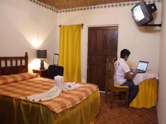 Hotel Colonial Dolores Hidalgo - Photo3