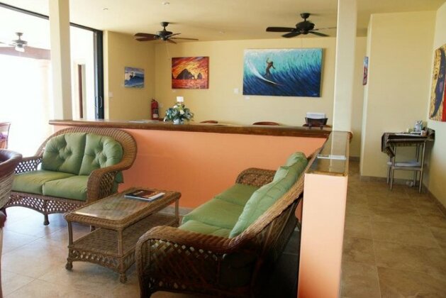 Cerritos Beach Inn - Photo3