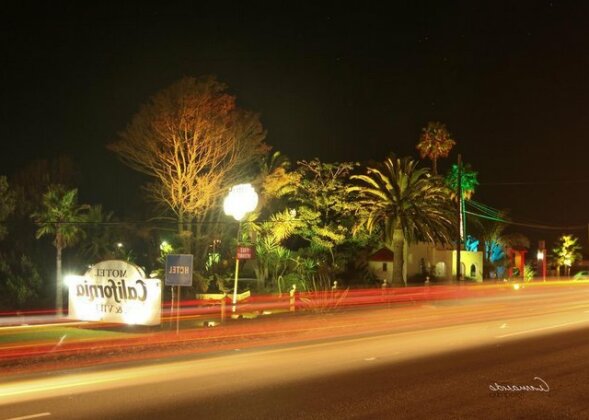 California Trailer Park & Hotel - Photo2