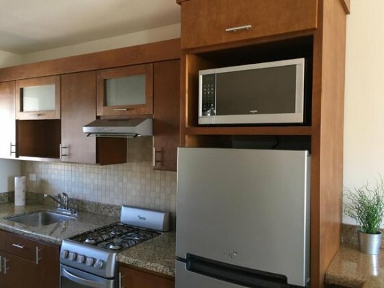 Fantastic & Cozy 3 Condo Close to the Beach - Photo2