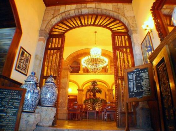Hotel Frances Guadalajara - Photo2