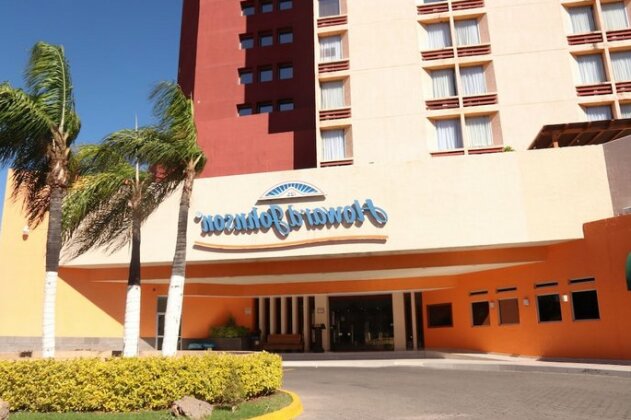 Howard Johnson Plaza Hotel Las Torres Guadalajara by Wyndham