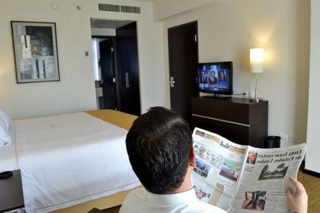 Holiday Inn Express Guaymas - Photo5