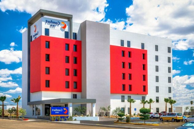 Comfort Inn Hermosillo Aeropuerto - Photo2