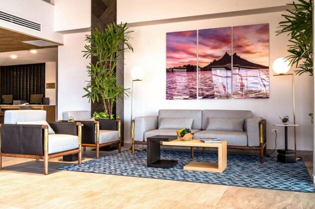 Comfort Inn Hermosillo Aeropuerto - Photo3