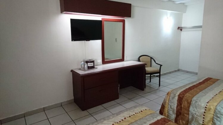 Hotel Bugambilia - Photo4