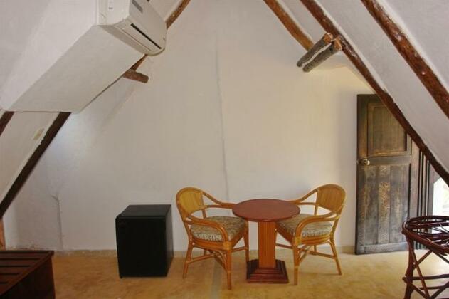 Golden Paradise Hostel - Photo4