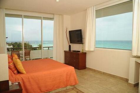 Ixchel Beach Hotel Isla Mujeres - Photo3