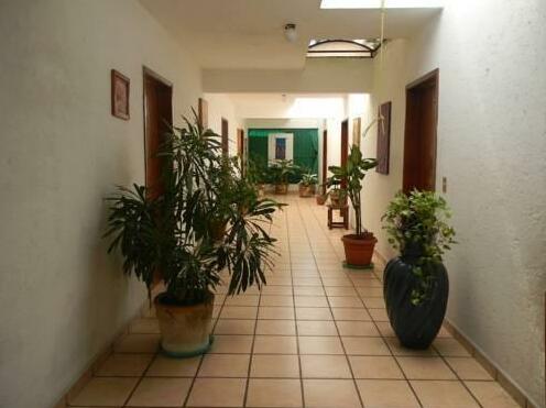 Adrianita's Hostel - Photo2