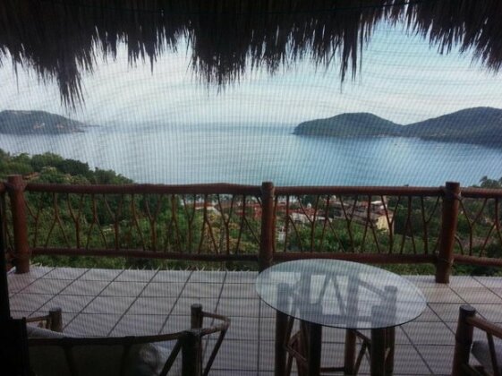 The Shack with a view - Photo3
