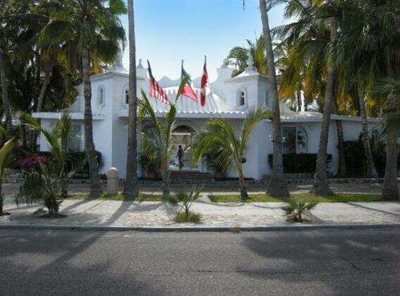 Hotel & Suites El Moro - Photo3