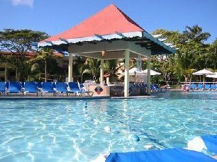 Fun Royale Beach Resort