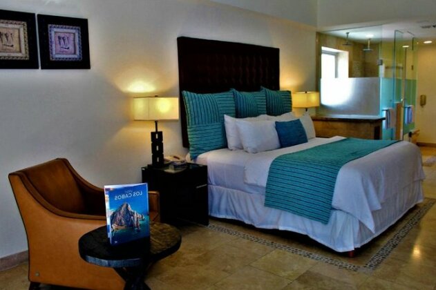 2 Bedroom Executive Suite In The Heart Of Cabo - Photo2