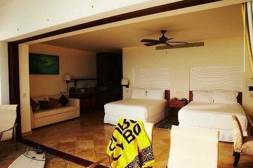 Cabo Surf Hotel - Photo5