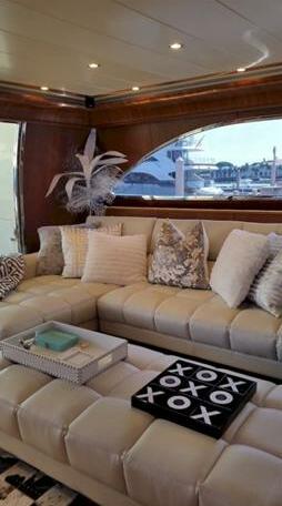 Catari Luxury Yacht - Photo5