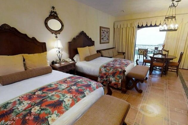Perfect Family Two Bedroom Suite in Cabo San Lucas - Photo2