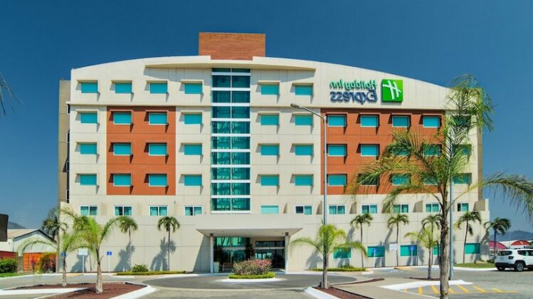 Holiday Inn Express Manzanillo - Photo2