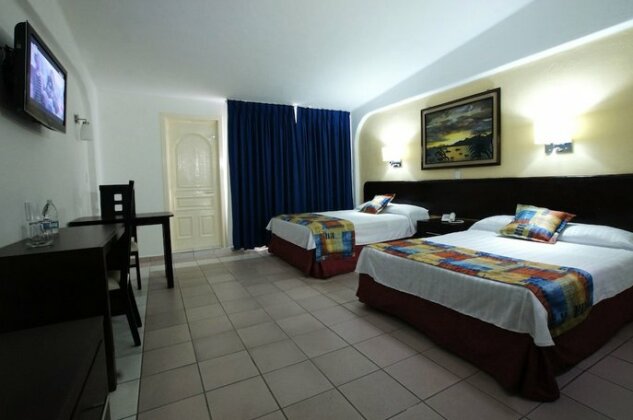 Hotel Marbella Manzanillo - Photo4