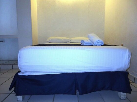 Hotel y Suites Santa Cecilia - Photo5