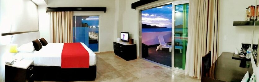 Coral Island Beach View Hotel - Photo4
