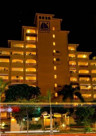 Costa de Oro Beach Hotel