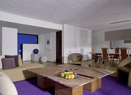 Camino Real Club And Suites - Photo3
