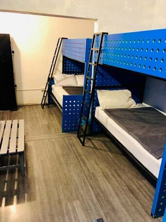 Roomies Hostel Condesa - Photo3