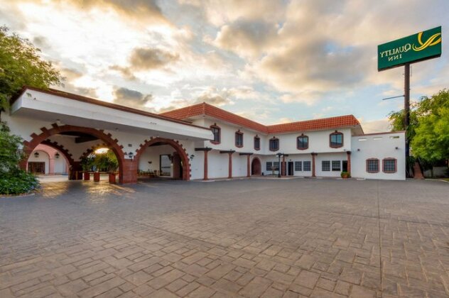 Quality Inn Nuevo Laredo - Photo4
