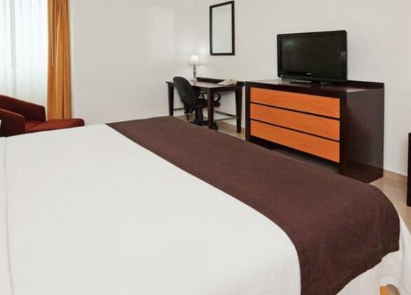 Holiday Inn Express Paraiso - Dos Bocas - Photo2
