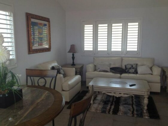 The Loft on the Pacific - Photo3