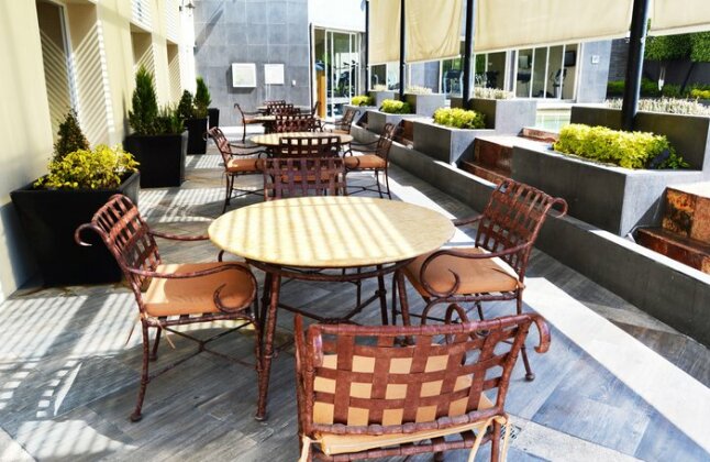 Courtyard by Marriott Puebla Las Animas - Photo3