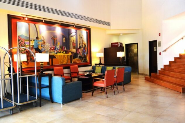 Courtyard by Marriott Puebla Las Animas - Photo4