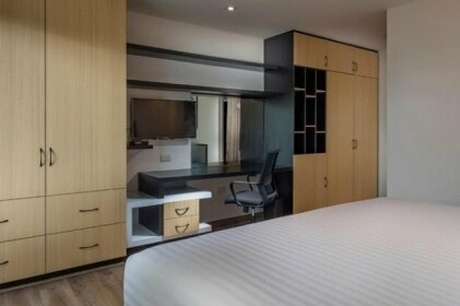 ROOM Hotel & Suites