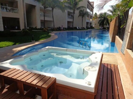 Private Studio with pool and jacuzzi - Photo2