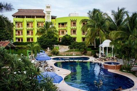 Hotel & Suites Punta Esmeralda - Photo2