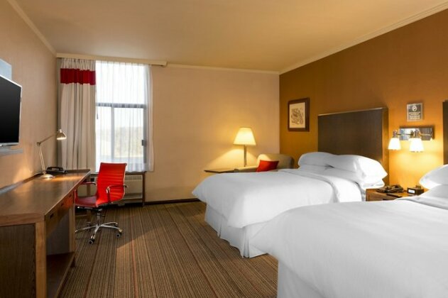 Four Points by Sheraton Saltillo - Photo4