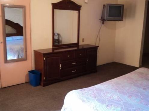 Hotel Centenario Saltillo - Photo3