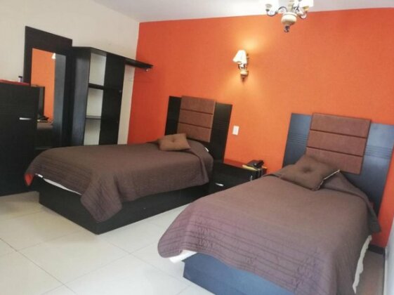Hotel Colonial San Miguel - Photo4