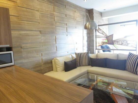 Loft 77 Suite 3 - Photo2