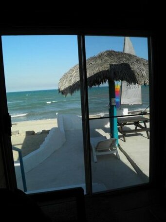 7 Beach Front Private Room - Photo3