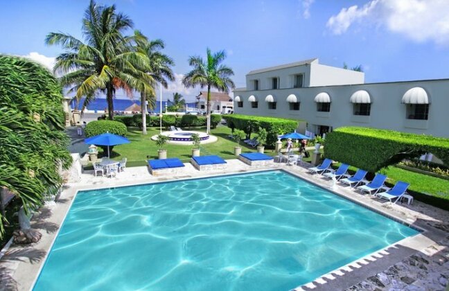 Villablanca Garden Beach Hotel - Photo2