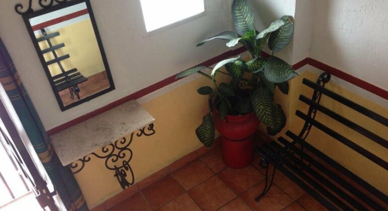 Hotel Panorama Tacambaro - Photo3