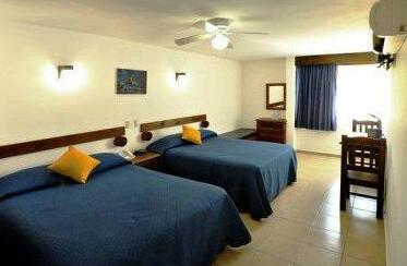 Hotel Lorencillo Miramar - Photo4