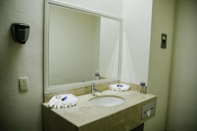 Hotel Tres Soles - Photo3