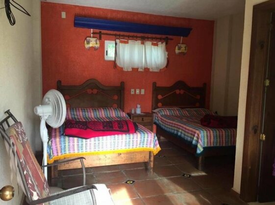 Hotel Tepetzalan - Photo2