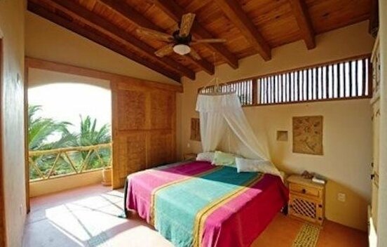 Casa Firefly