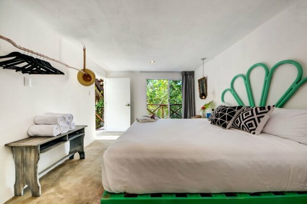 Aura Beach - Photo4