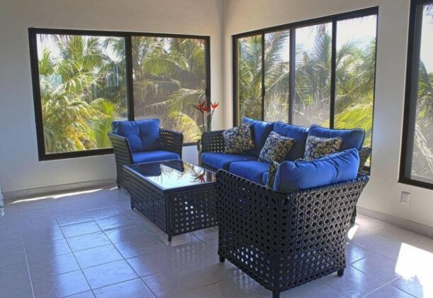 Keniza Beach Hotel - Photo3